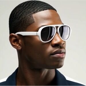 Men Sunglasses White Frame Round Lens Fashion Elegant UV400 Protection Gafas New